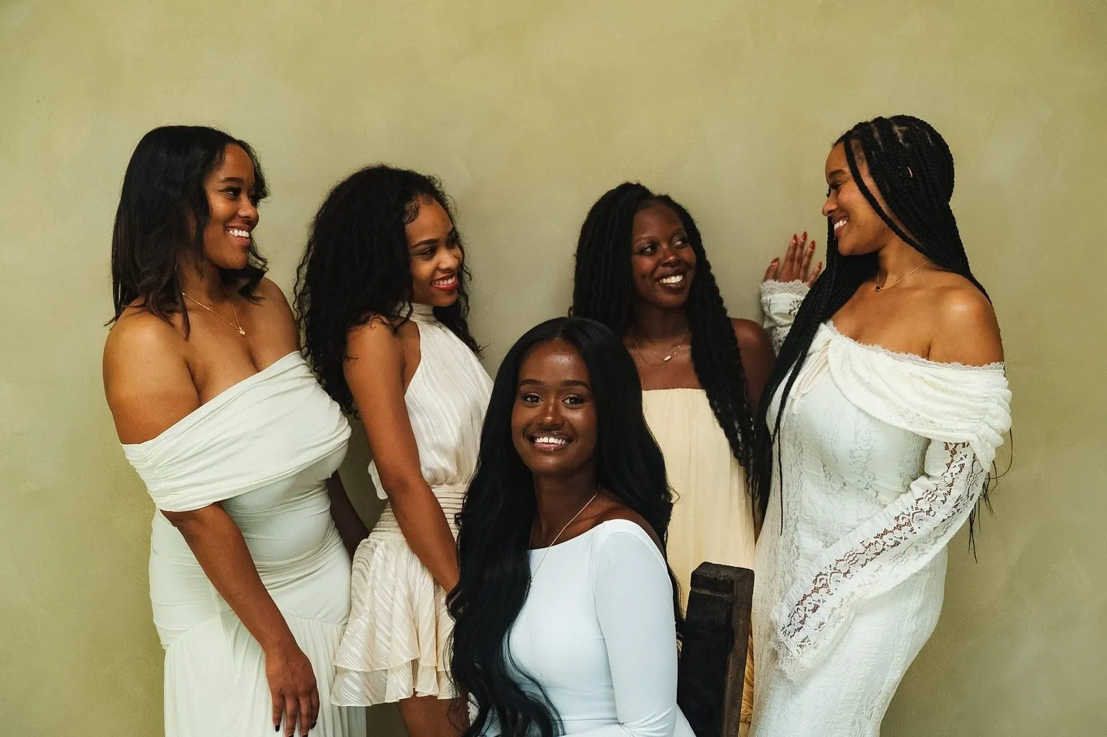 The women of Redeemed, Vol. 1, laughing together